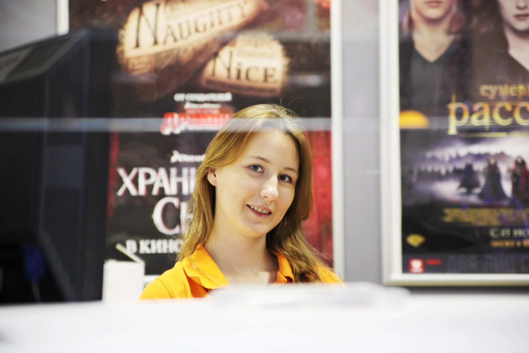 "Галакс", киноцентр с комфортными диванами и кино-баром в Долгопрудном