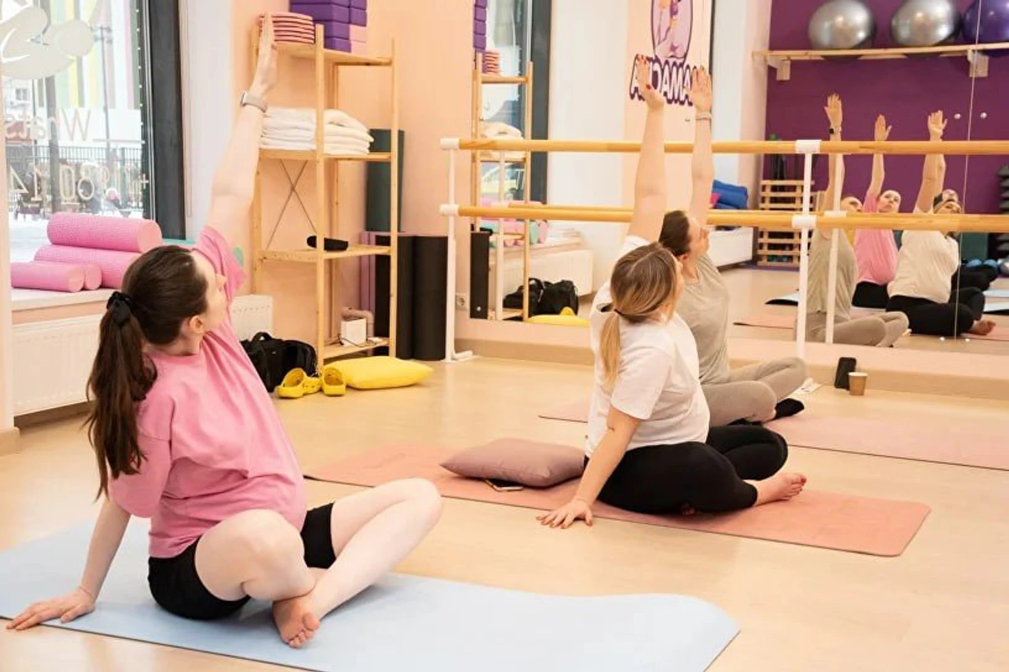 Подарочные сертификаты в фитнес-студии "Мамасита"!