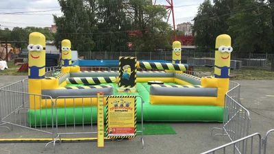 Парк аттракционов, кофейня на колесах (Парк аттракционов )