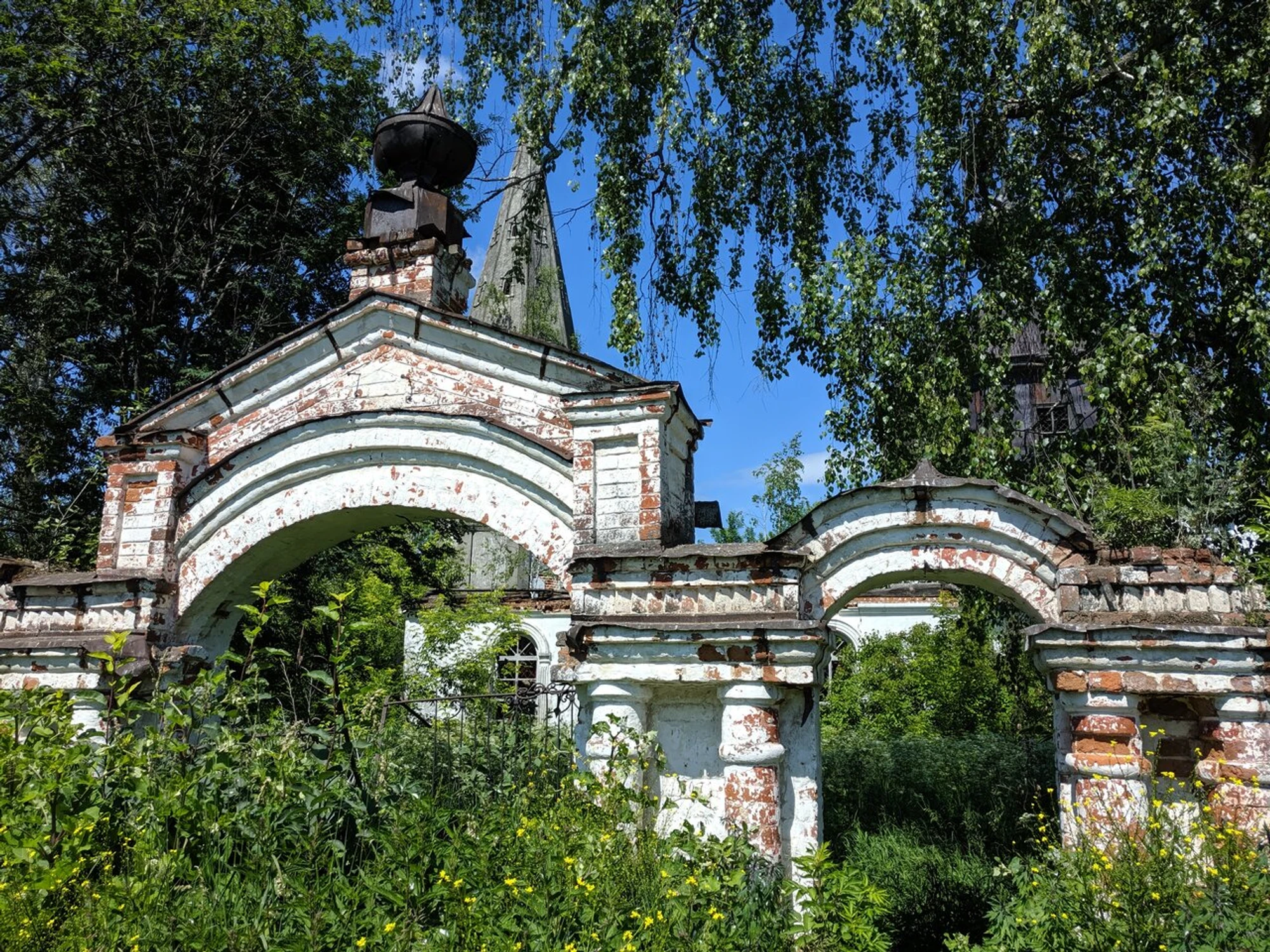 Церковь Николая Чудотворца в Дресвищах (Православный храм)