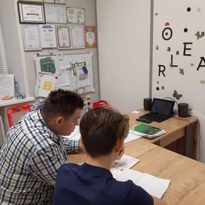 EnglishKidClub Английский и Развитие Интеллекта (Курсы иностранных языков )