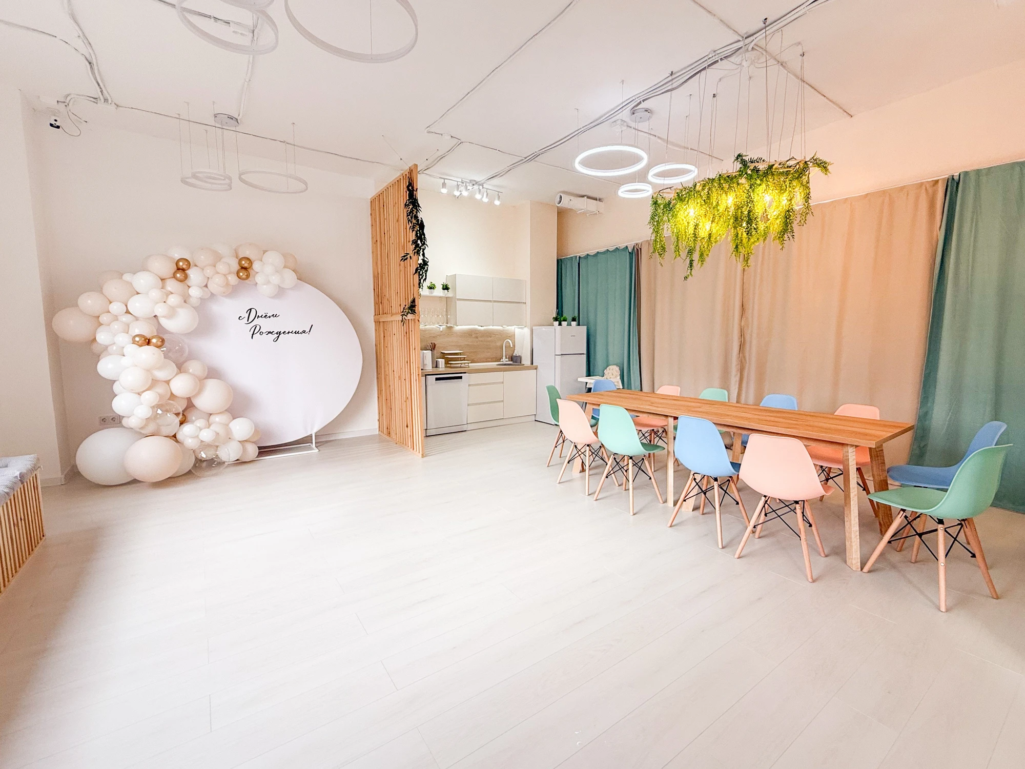 Фотостудия и детский лофт Птичка