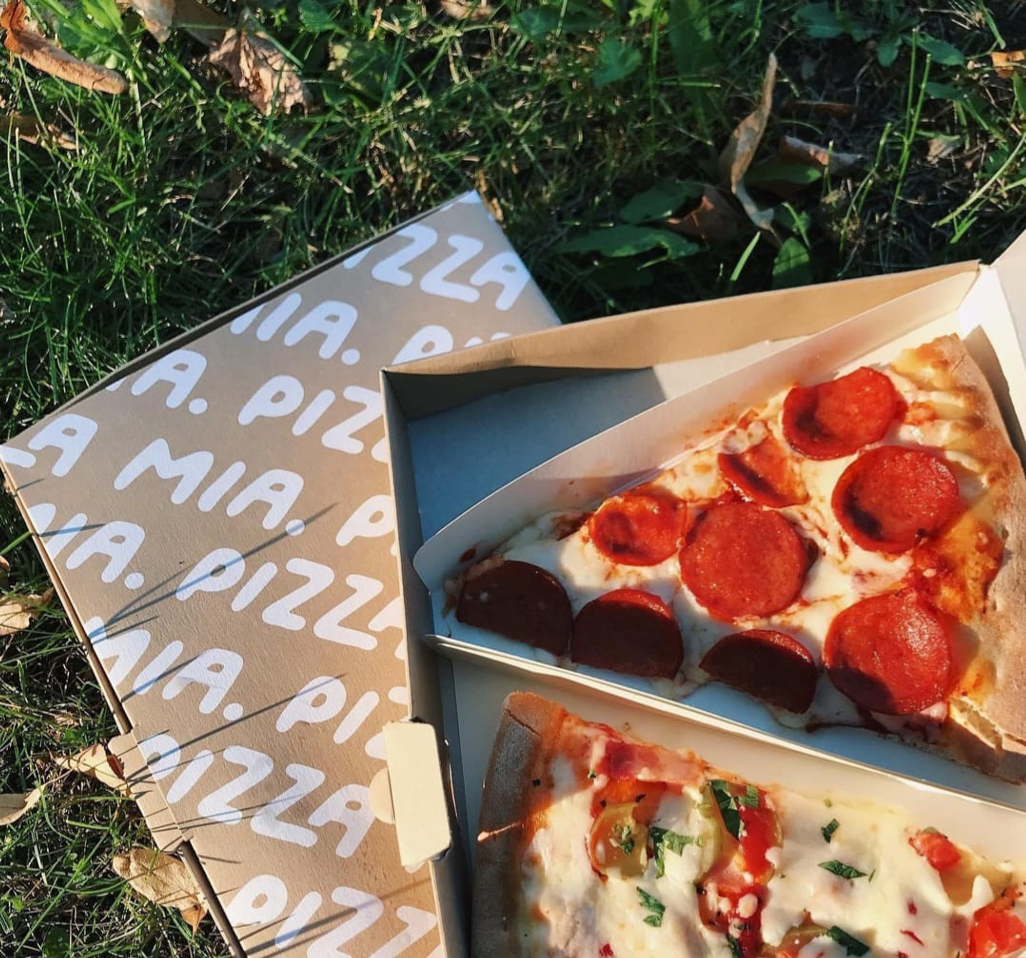 Pizza mia новая ул 2а. Пицца Миа гранат Екатеринбург. Пицца Миа Асбест.