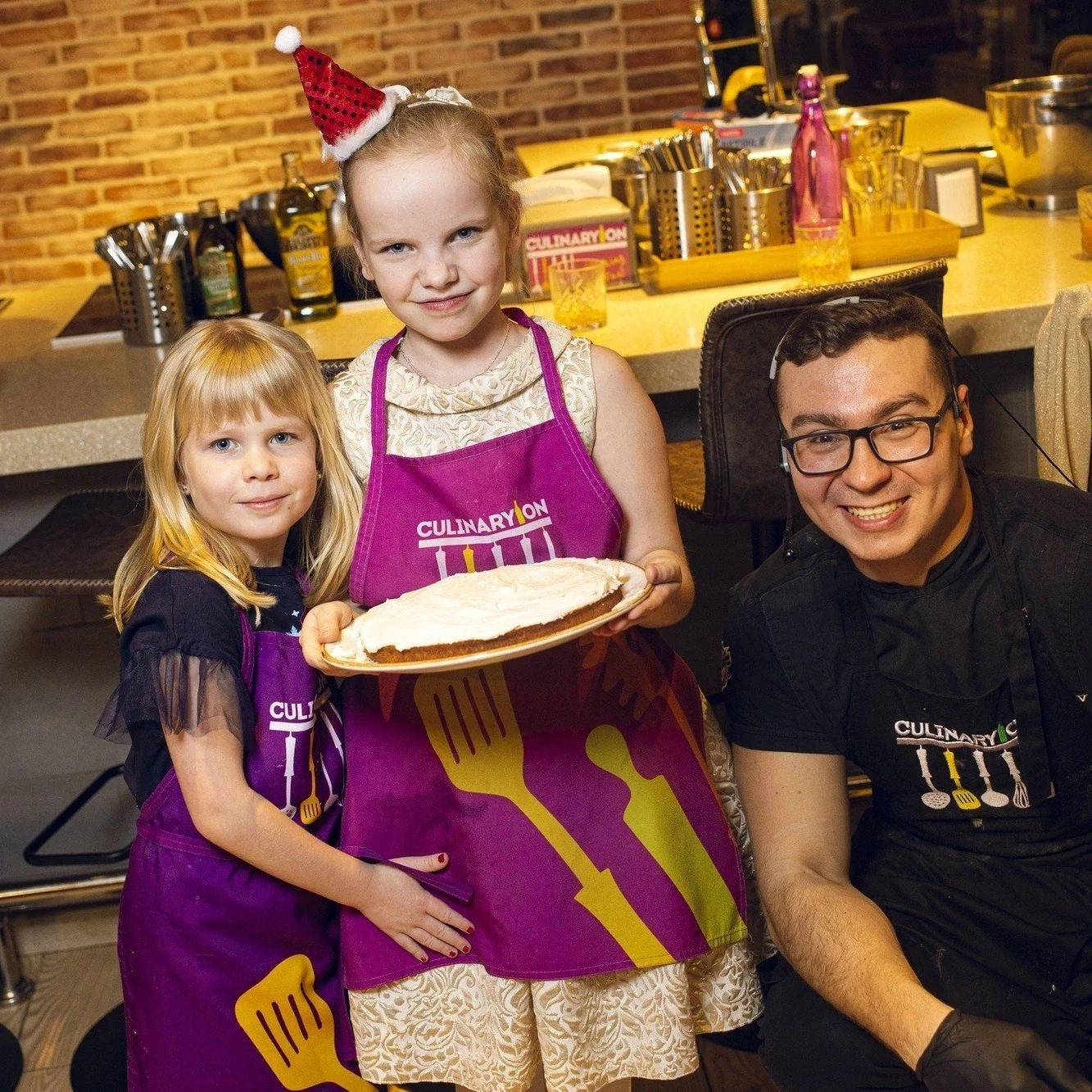 Кулинарный мастер-класс "Шеф кидс: пицца, митболы, мороженое" в "CulinaryOn"