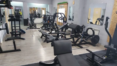 Питбуль (Спортивный, тренажёрный зал )