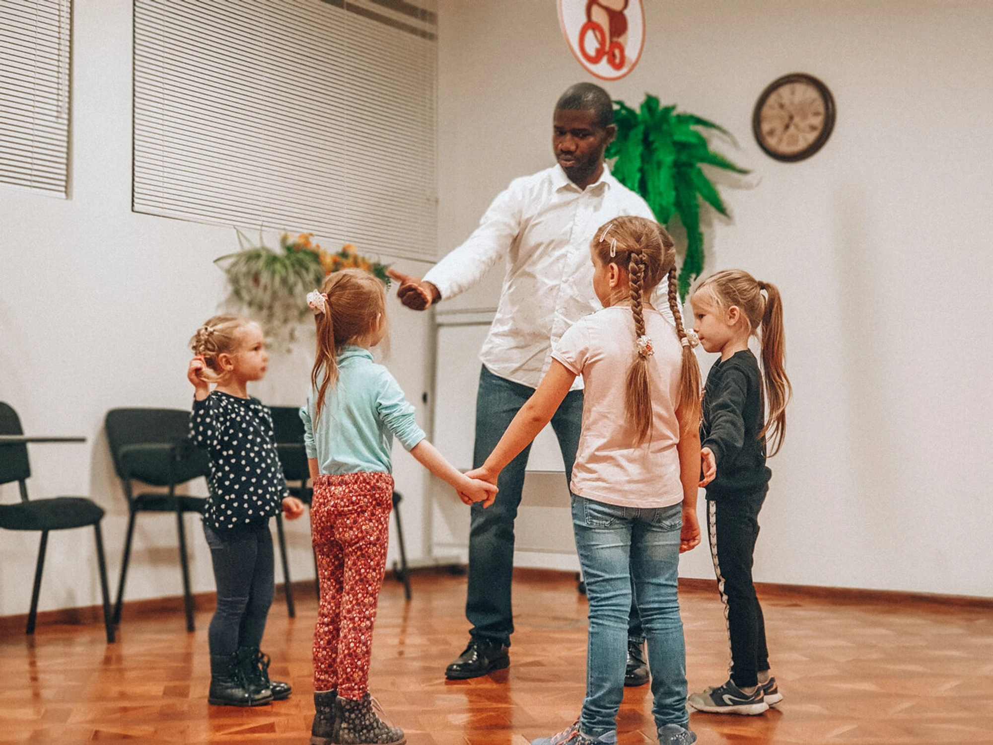 English Today (Курсы иностранных языков)