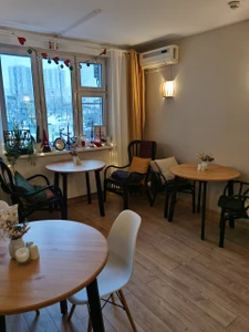 The Place (Кафе с детским уголком)