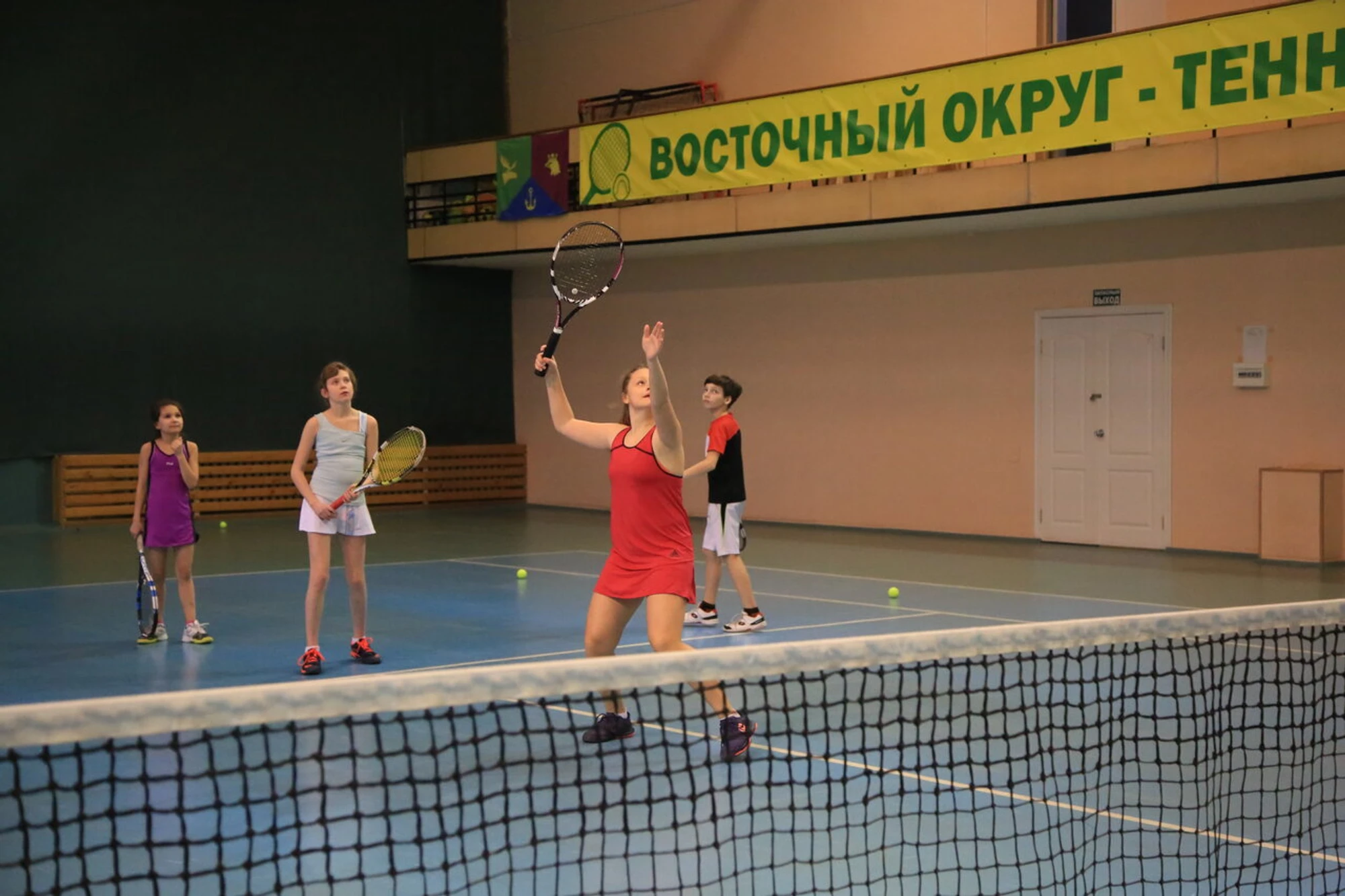 Теннисный клуб Вулкан (Спортивная школа )