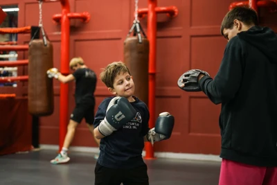 Бесплатная тренировка для детей в фитнес-клубе "Академия бокса"