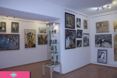 Dell'Arte ("Дель-Арте"), арт-галерея на Театральной, СПб