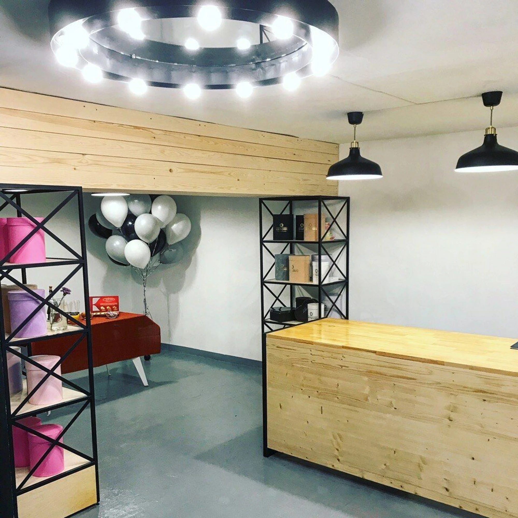 Love flowers (Товары для праздника )