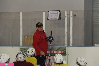 "Красная Ракета", хоккейная школа на Савушкина, СПб 