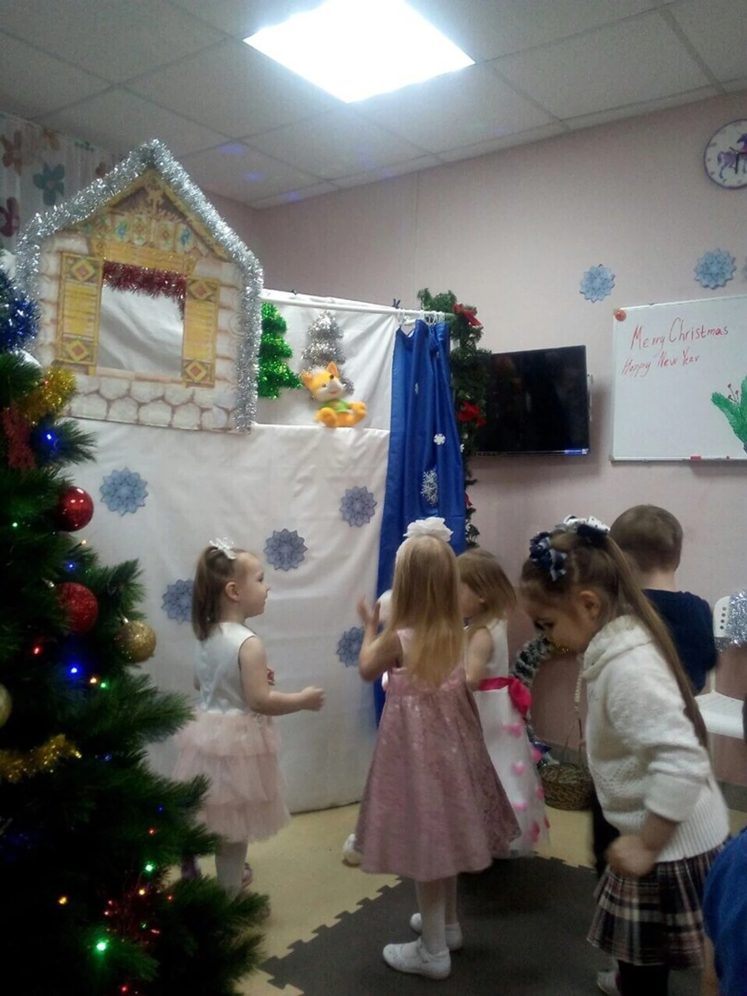 Вундерclub (Клуб для детей и подростков )