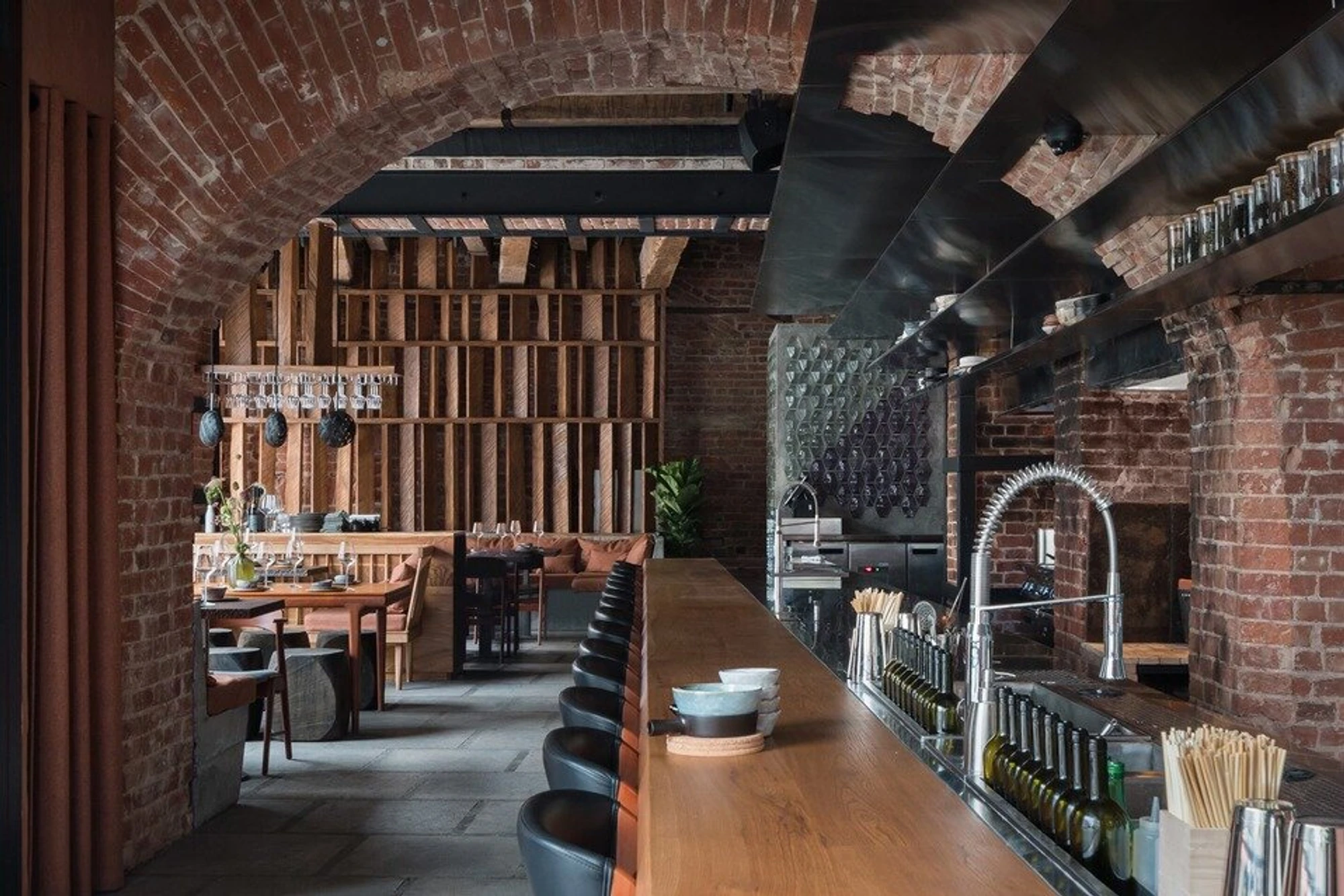 Lucky Izakaya Bar (Ресторан отмечен гидом Michelin)