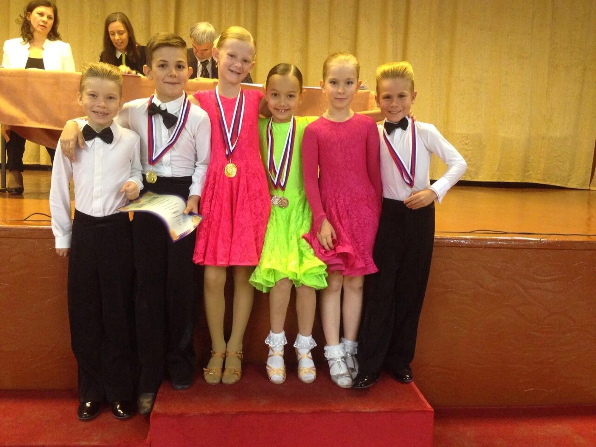 DanceGroup (Школа танцев )