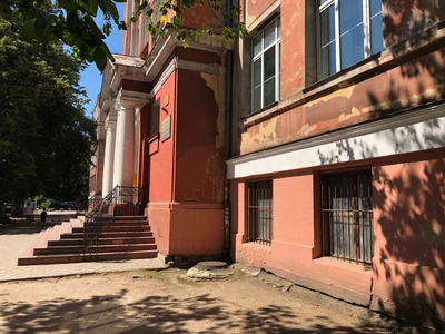 Калининградский государственный технический университет, институт отраслевой экономики и управления (ВУЗ)