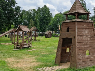 Детский деревянный городок (Детские игровые залы и площадки)