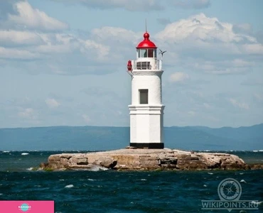 Маяк Эгершельд, маяк на Токаревской кошке во Владивостоке 