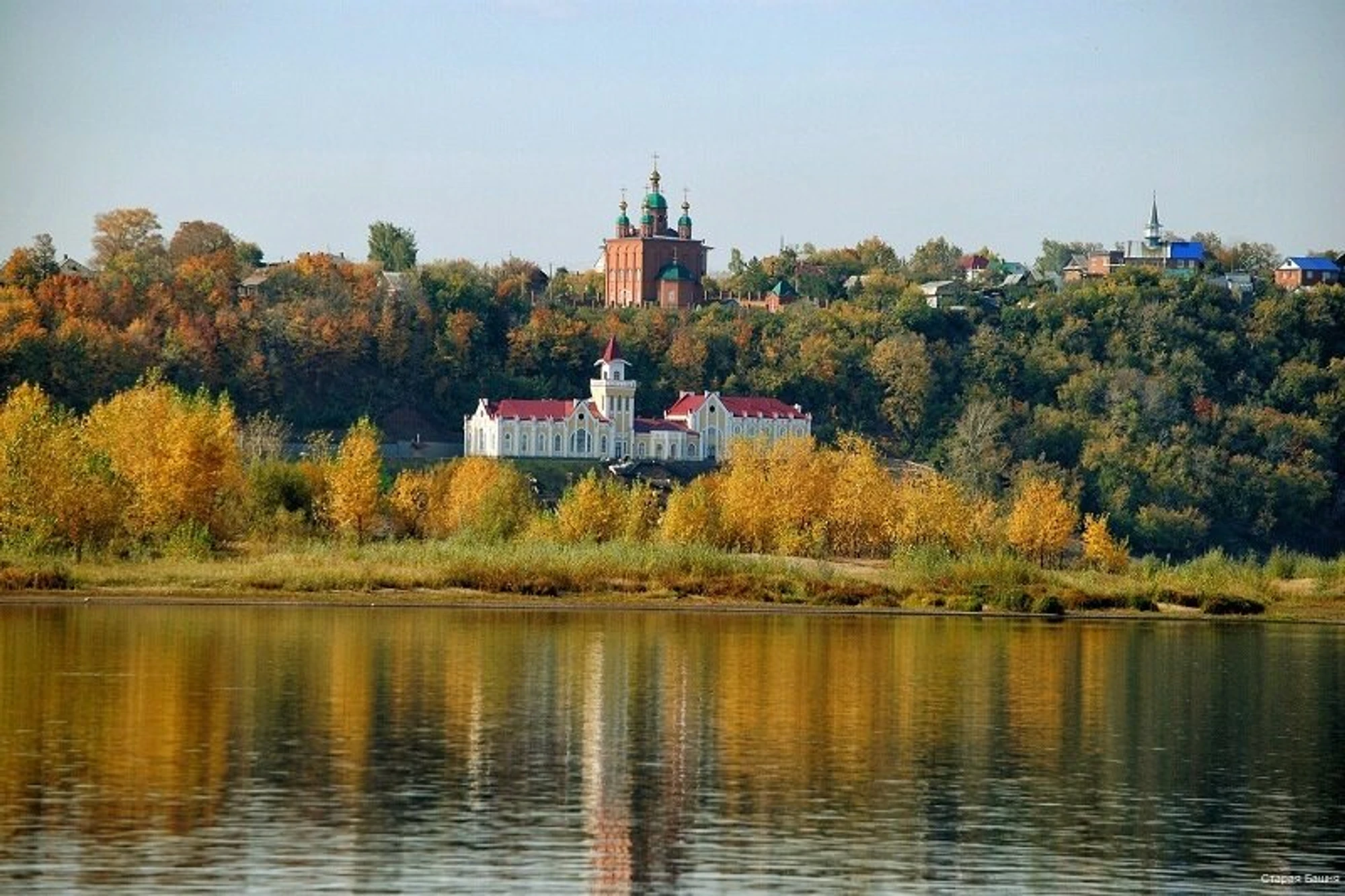 Старая Башня (Гостиница)