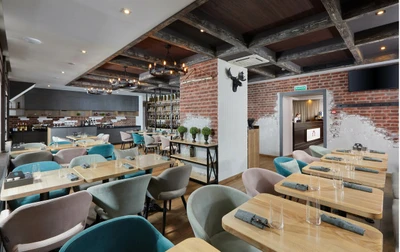 Café 1892, ресторан и бар при отеле