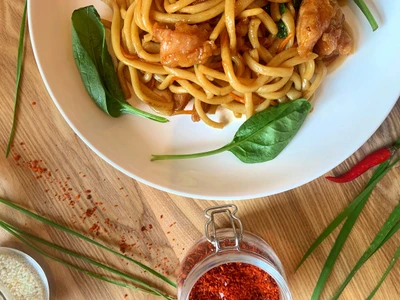 Na Ushax (Ресторан)