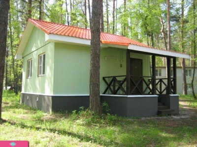 "Ежи", лесной отель на реке Усмань с детской площадкой, Воронежская область 
