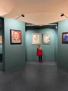 KGallery, галерея с крупнейшей частной  коллекцией отечественного искусства в Санкт-Петербурге