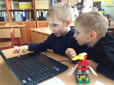 Робототехника для детей академия Роботов (Дополнительное образование )