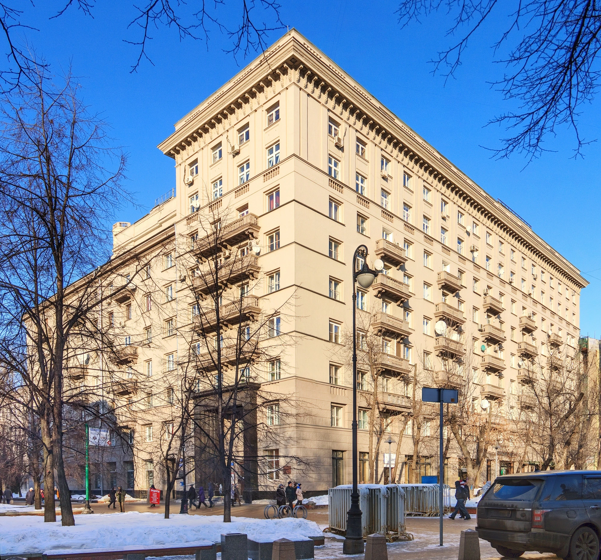 ФОТО: Жилой дом советских писателей, автор Людвиг14, wikimedia.org/CC0 