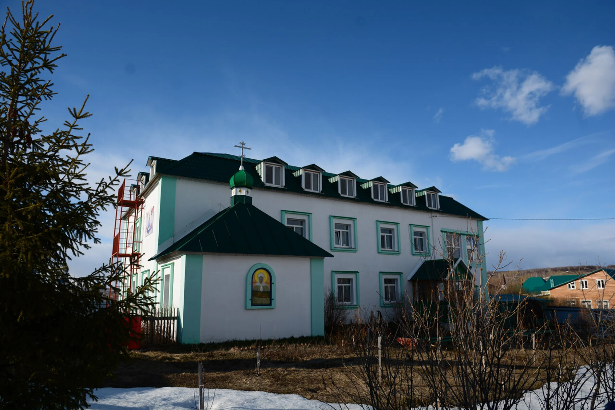 Церковь святой блаженной Матроны Московской (Православный храм)