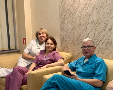 Стомик (Стоматологическая клиника )