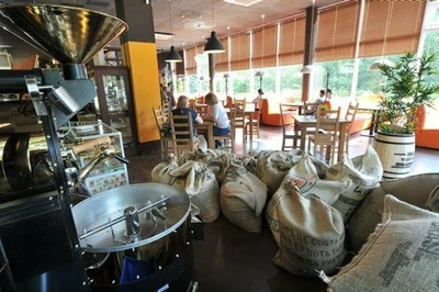 Фабрика кофе (Кафе )