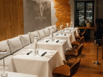 Dodici Wine & Kitchen Grill (Ресторан)