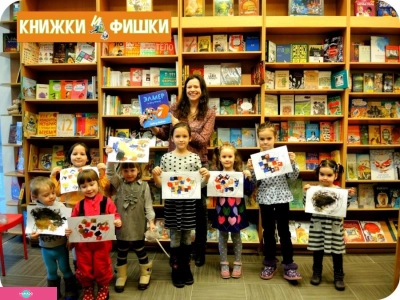 "Книжки и Фишки", магазин книг для детей, детский клуб в ТЦ "Республика", Казань 