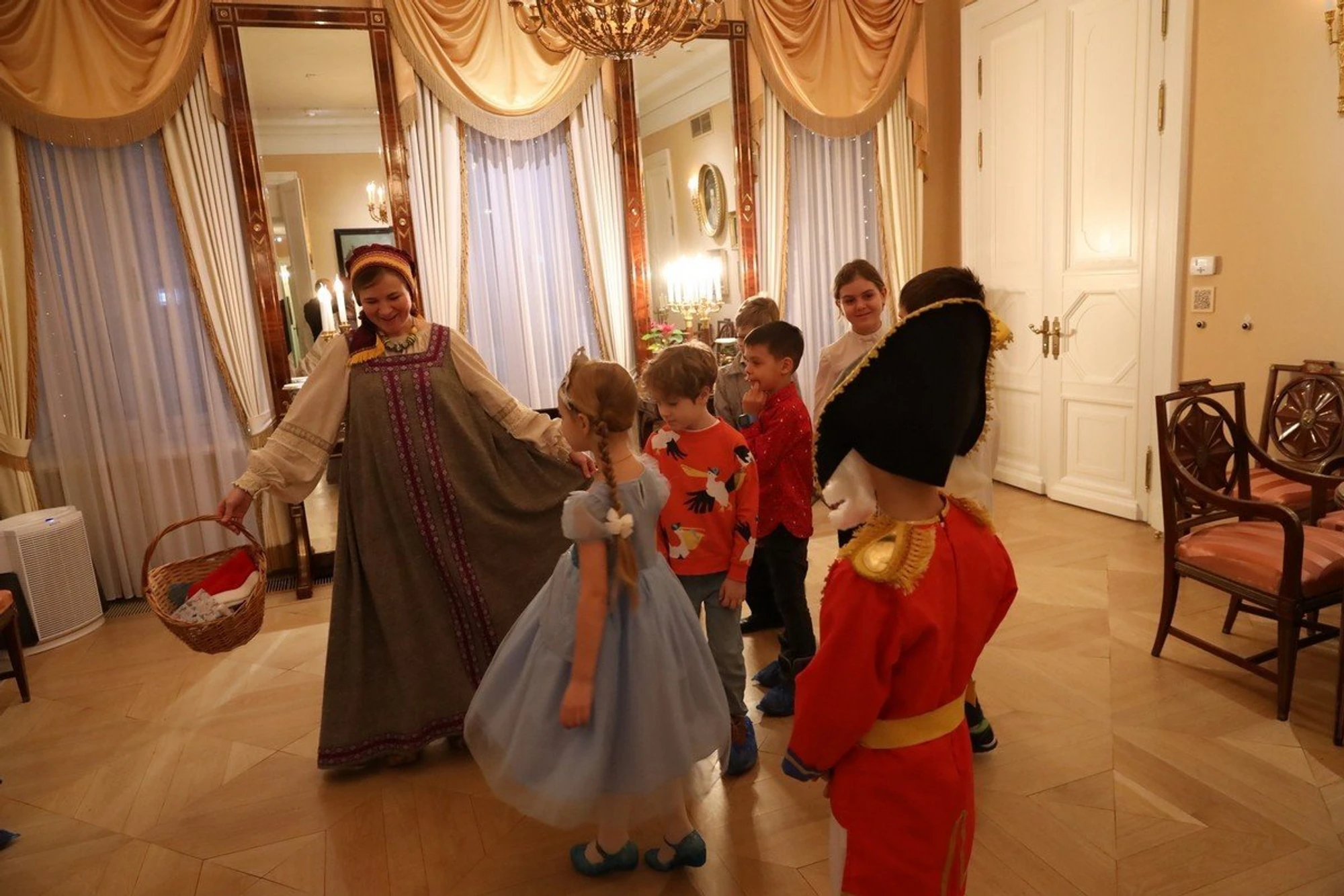 Новогодние хлопоты у Василия Львовича Пушкина