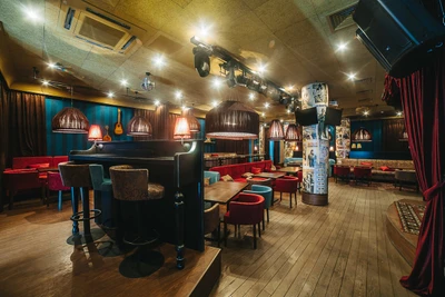 Kovёr (Караоке-клуб )