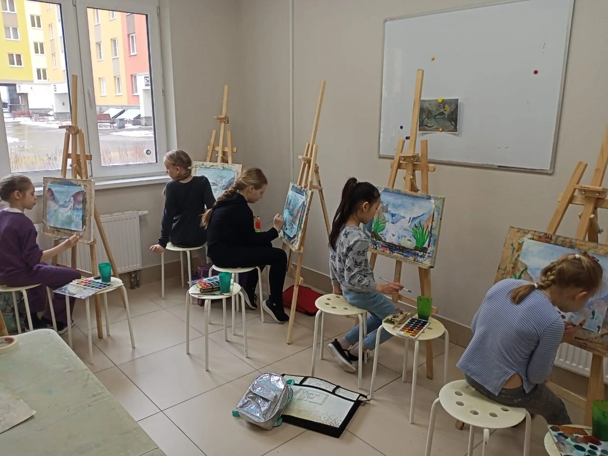Art class (Школа искусств)