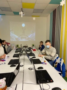 КиберШкола программирования для детей KIBERone (Компьютерные курсы )