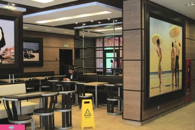 McDonald’s, "Макдоналдс", ресторан быстрого питания на Вахитова, Казань 