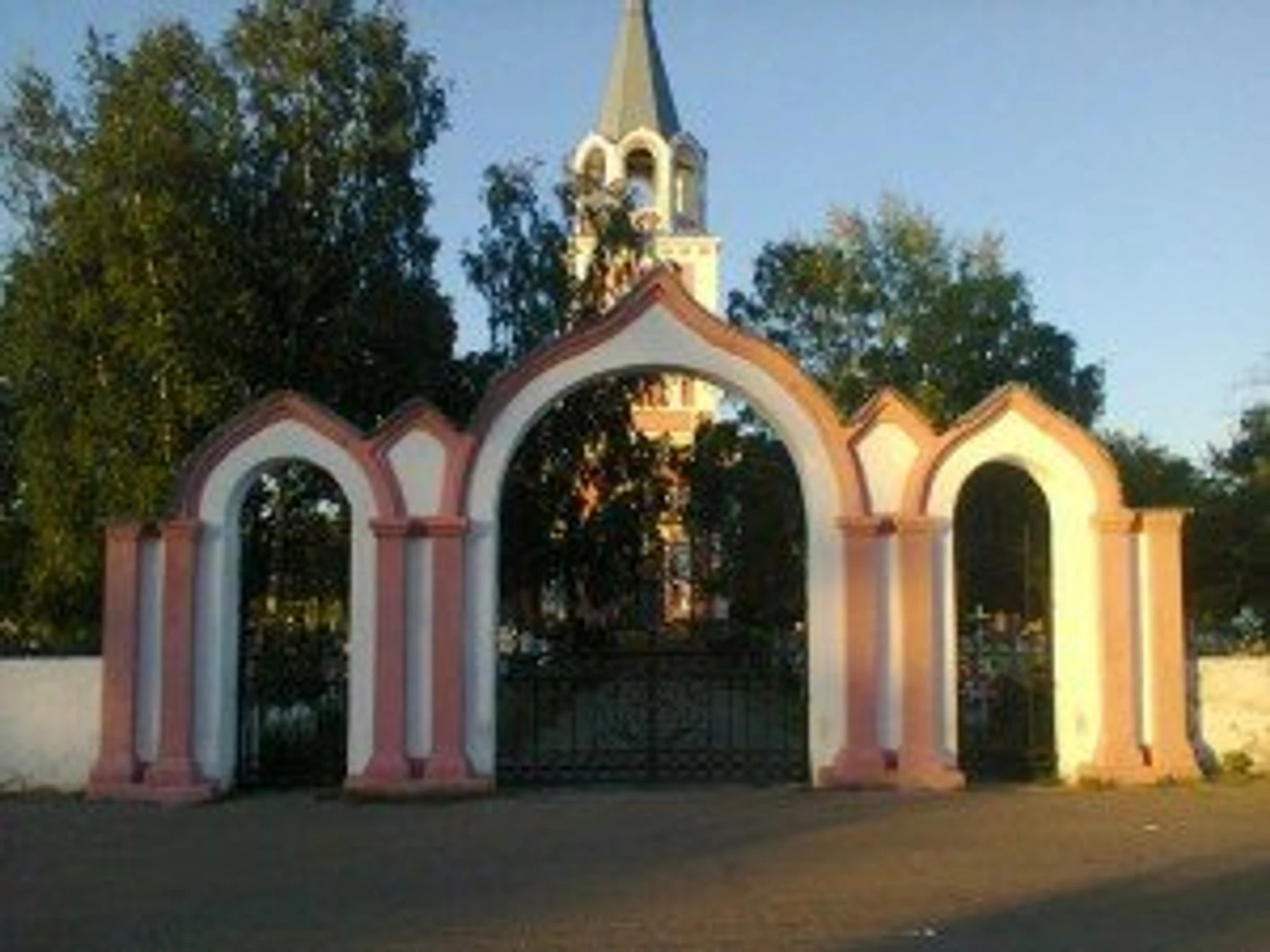 Церковь Всех Святых с. Починки Лысковской и Лукояновской епархии Нижегородской Митрополии Русской Православной Церкви Московский Патриархат (Православный храм )