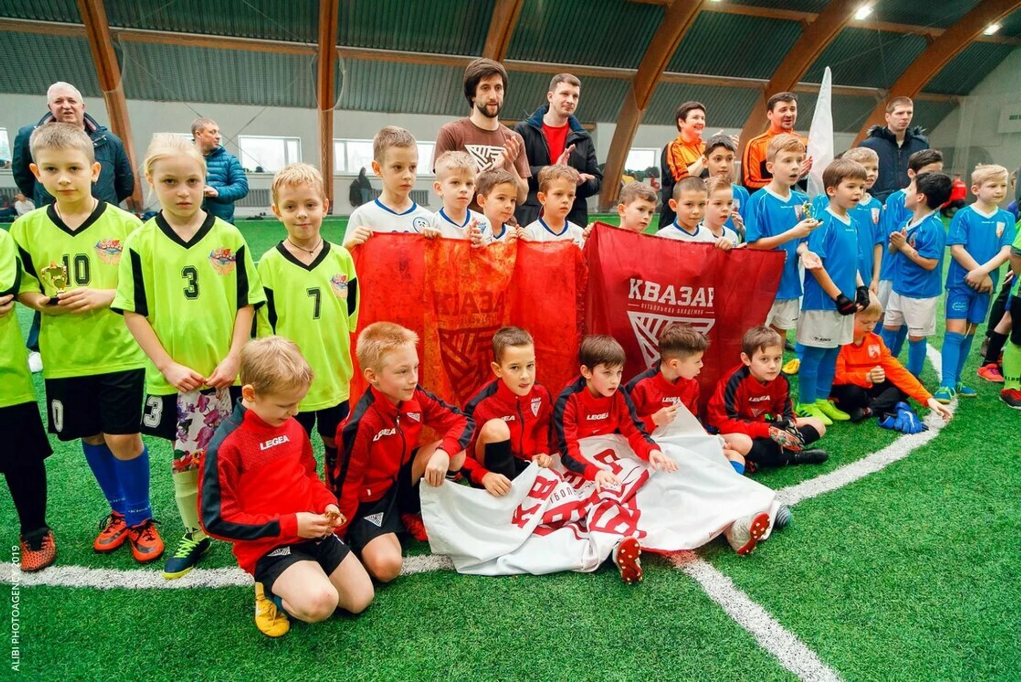 Квазар (Спортивная школа )