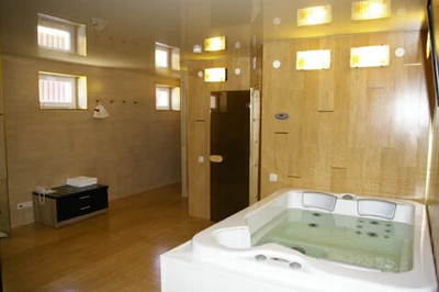 Кристалл (Гостиница)