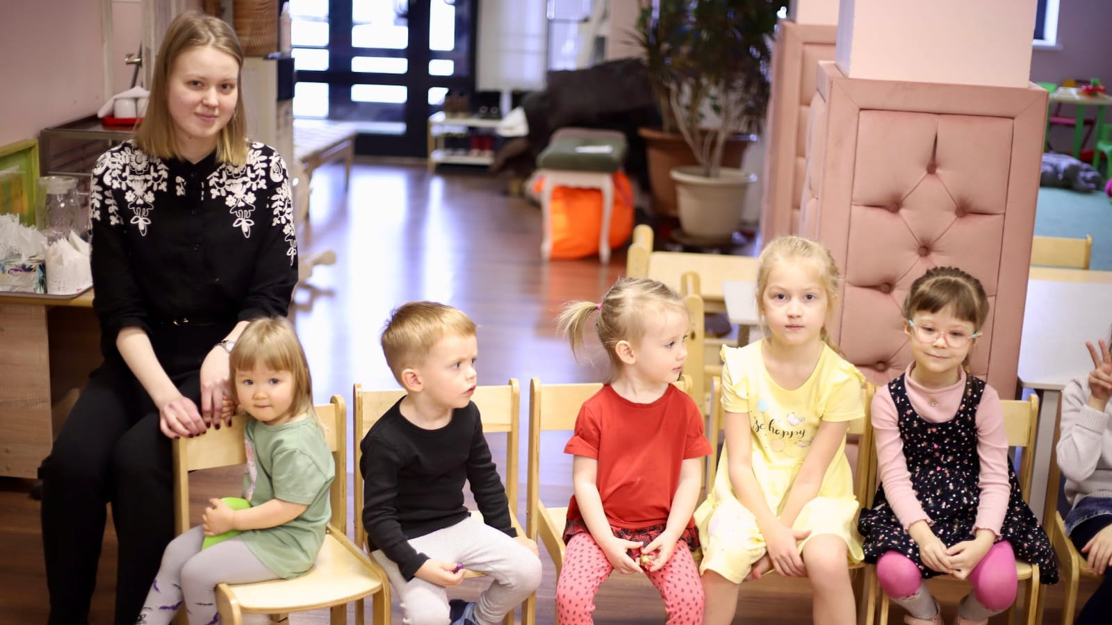 "Wonderland", детский центр развития, частный детский сад на Островского в Екатеринбурге