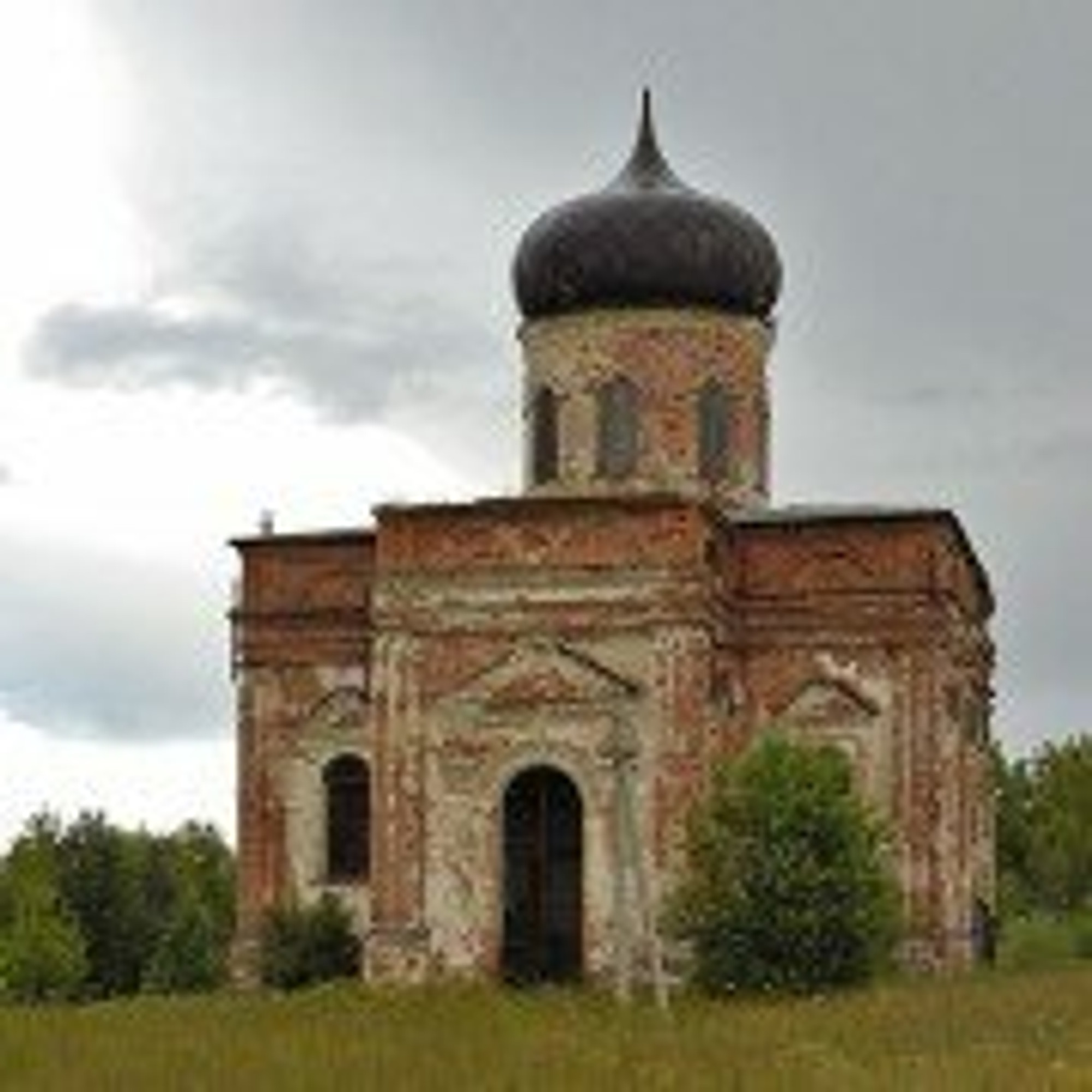 Церковь Михаила Архангела в Михайловском-Сквозняках (Православный храм)