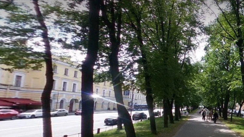 Конногвардейский бульвар в Санкт-Петербурге
