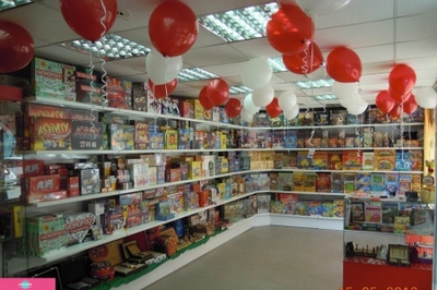 "Знаем Играем" на Карла Маркса, магазин настольных игр, Красноярск 