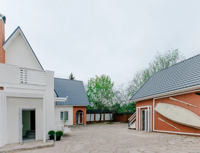 Домик Ватутинки (Банкетный зал)