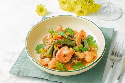 Скидка 15% для именинников в кафе "Plaza Garden cafe"