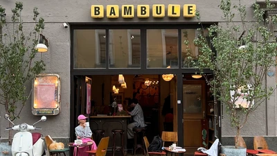 "Bambule", двухэтажный бар в старинном купеческом доме