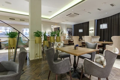 Вино и мясо (Ресторан )